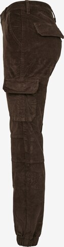 Urban Classics Tapered Cargo Pants in Green