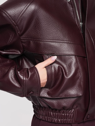 Ombre Between-season jacket in Red