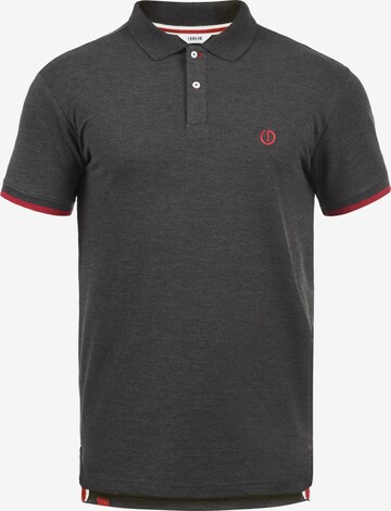 T-Shirt !Solid en gris : devant