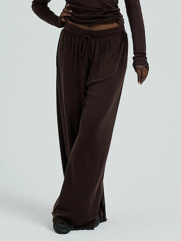 Seamless Basic Wide Leg Bukser 'Woolen Barbera' i brun: forside