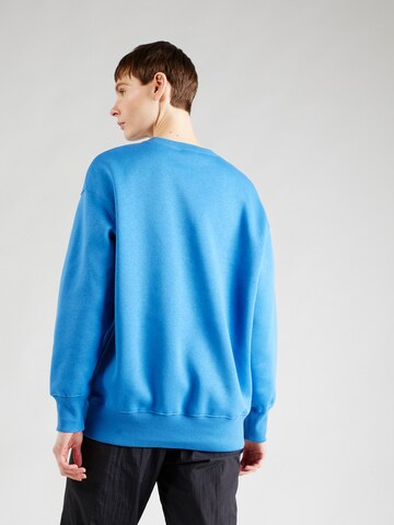 Nike Sportswear Sweatshirt 'PHNX FLC' in Blau