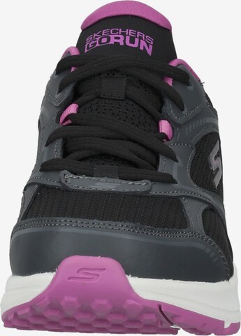 Baskets basses SKECHERS en noir