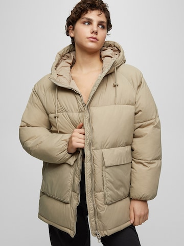 Pull&Bear Winter jacket in Brown: front