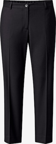 Sara Lindholm Regular Pants in Black: front