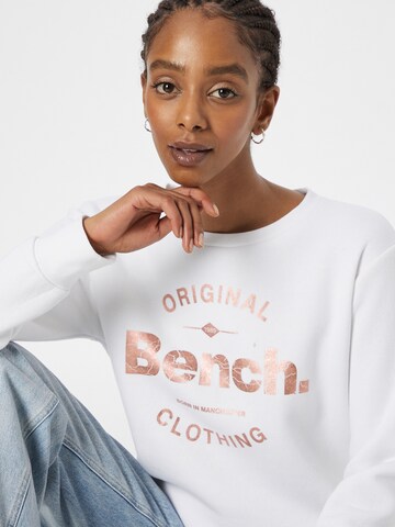 BENCH Sweatshirt 'HENNESSY' in Weiß