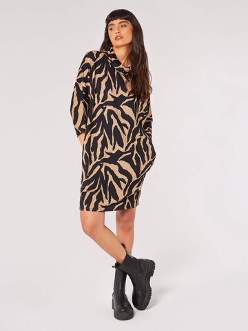 Robe oversize Apricot en beige