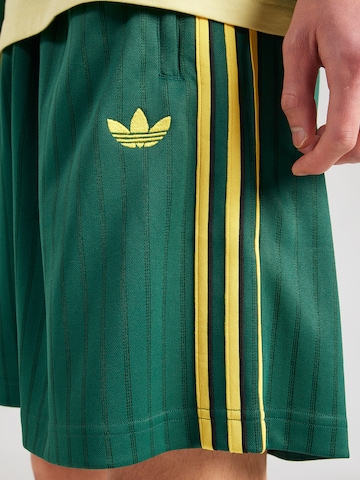 ADIDAS ORIGINALS Loosefit Nadrág 'FIREBIRD' - zöld