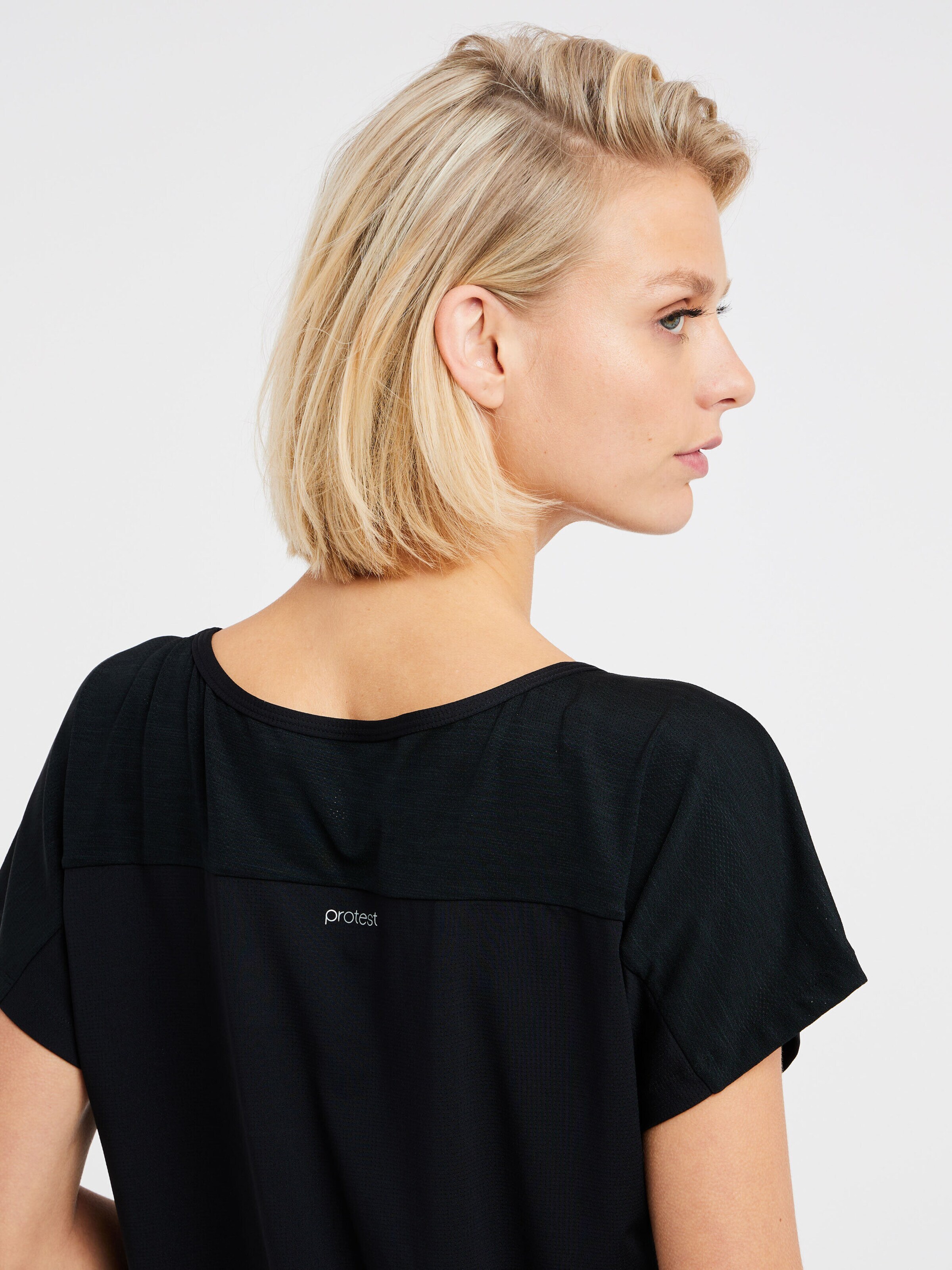 PROTEST Shirt 'PRTLOQUAT' in Zwart