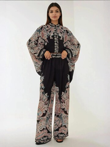 Pantalons de tailleur Hiccup en noir : devant