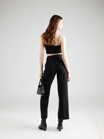 VERO MODA Regular Pleated Pants in Black