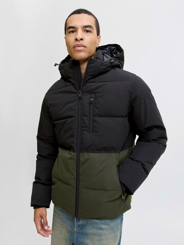 Geacă de iarnă 'JJEOWEN' de la JACK & JONES pe verde
