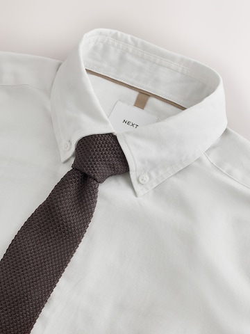 Next - Ajuste estrecho Camisa en blanco