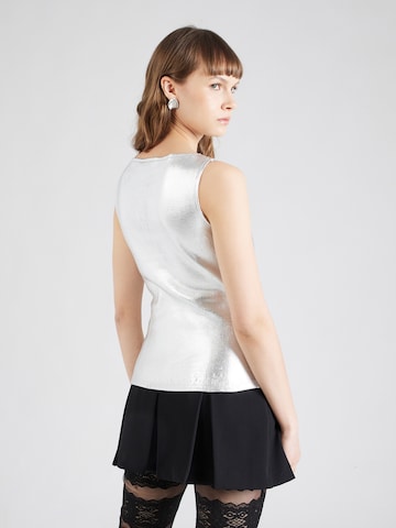 WEEKDAY Top 'Annie' in Silver