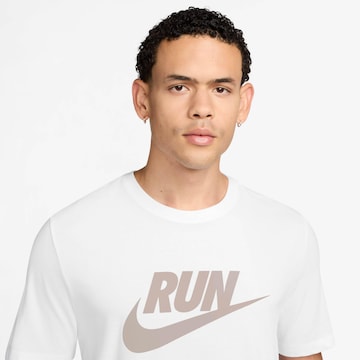NIKE Funktionsshirt in Weiß