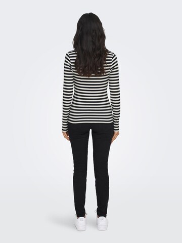 ONLY Shirt 'FIFI' in Schwarz