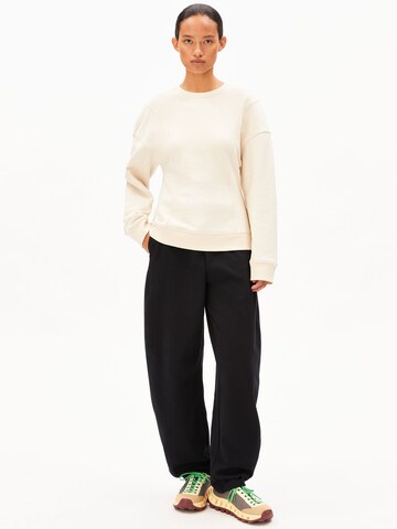 ARMEDANGELS Sweatshirt UN-WASTED BARREL in Beige