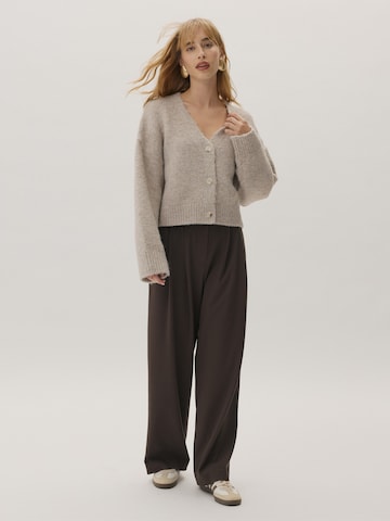 KAVAZI Loosefit Bukser med fals 'Primrose' i brun