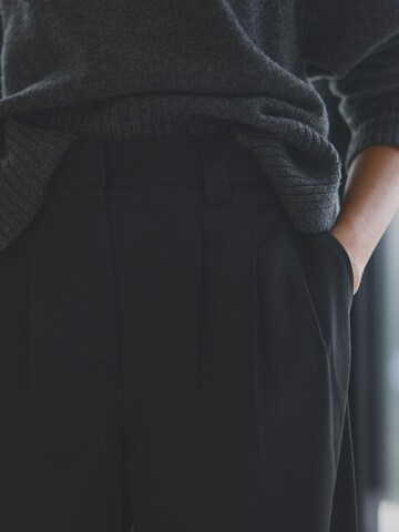 Loosefit Pantalon à pince Next en noir