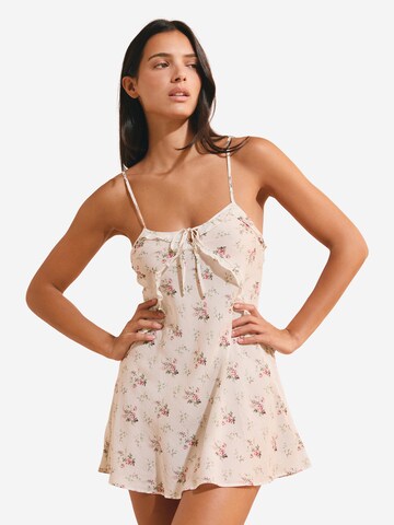 Negligé 'Nymera' di ETAM in beige