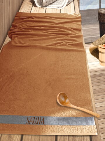 Lashuma Towel 'Lima' in Brown