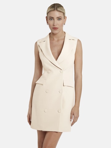 Nicowa Blazerkleid 'AWELIA', Model ist 1,78 cm und trägt Größe 34 in Weiß: Vorderseite