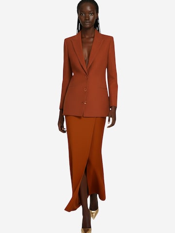Amarilde Suit in Orange
