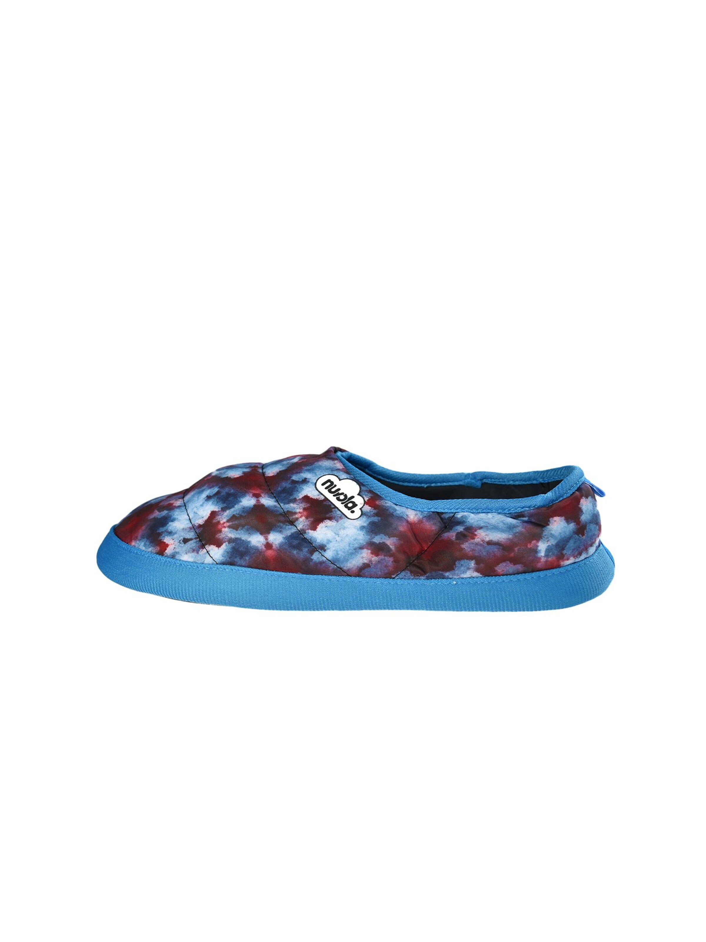 Ciabatta 'Printed 21 Nebbia' di Nuvola. in blu: frontale