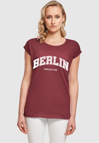 Merchcode Shirt 'Berlin Wording' in Red: front