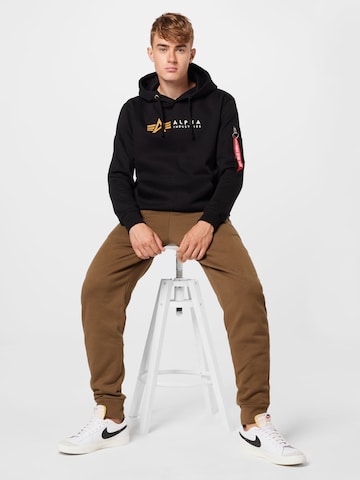 ALPHA INDUSTRIES Sweatshirt in Black