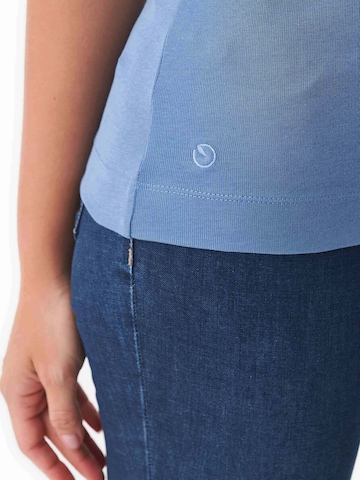 Organication Top in Blau