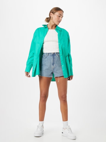 WEEKDAY Regular Shorts 'Rowe' in Blau