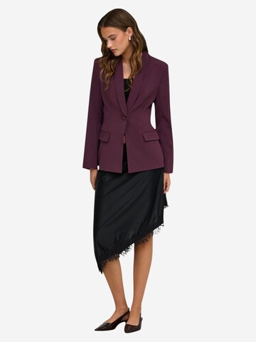 Blazer 'ONLASTRID L/S SCULPTURE BLAZER CC TLR 15376791' di ONLY in lilla