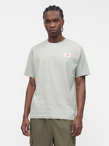 new balance T-Shirt in Grau