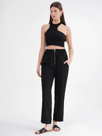 Wide leg Pantaloni di MixRay in nero