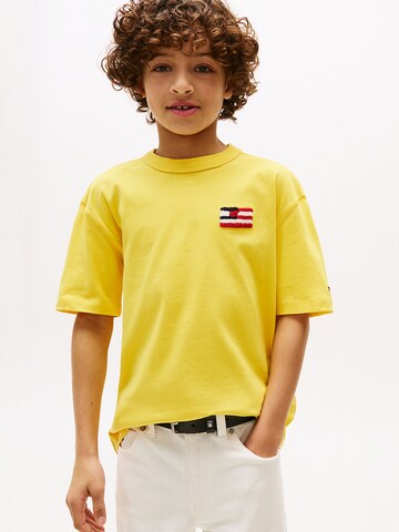 TOMMY HILFIGER T-Shirt in Gelb: Vorderseite