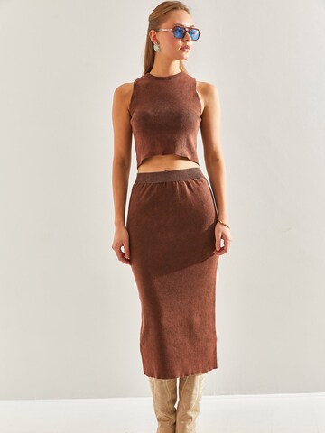 Bianco Lucci Дамски Костюм в кафяво