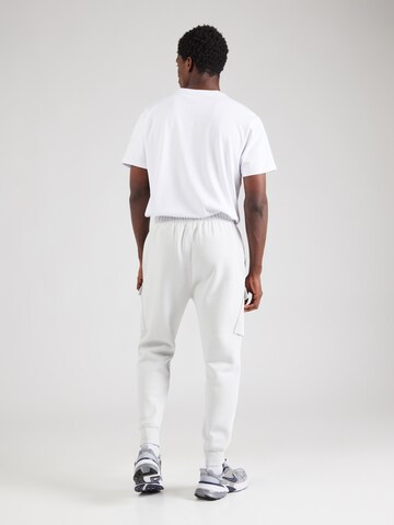 Nike Sportswear Дънки Tapered Leg Карго панталон 'Air' в сиво