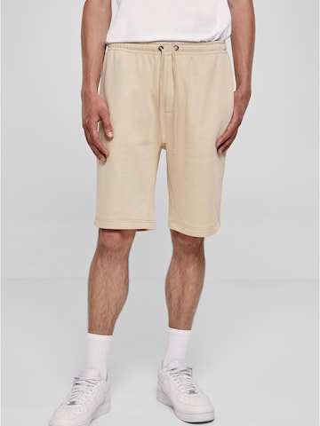 regular Pantaloni di Urban Classics in beige: frontale