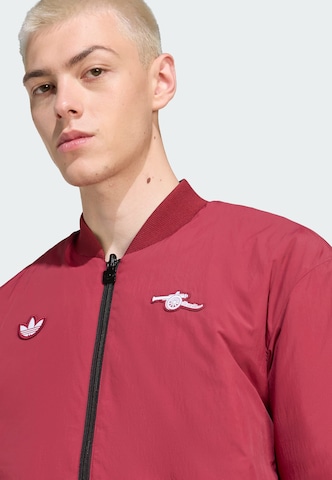 Veste mi-saison 'FC Arsenal Terrace Icons' ADIDAS ORIGINALS en rouge