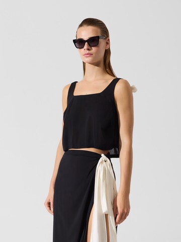 melns Karl Lagerfeld Topiņš