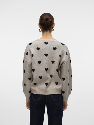 VERO MODA Pullover 'AWHEART' in Beige