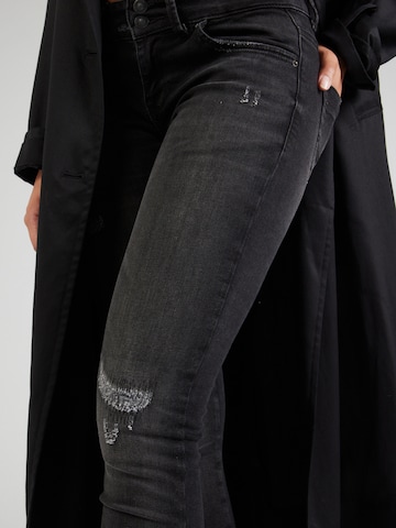 Slimfit Jeans 'MOLLY' di LTB in nero