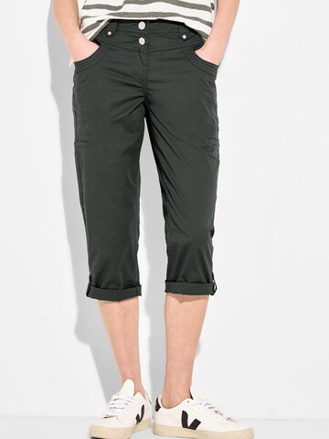 Coupe slim Pantalon 'New York' CECIL en vert : devant