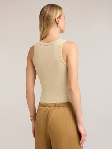 MOTIVI - Top en beige