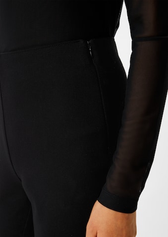 comma casual identity Flared Broek in Zwart