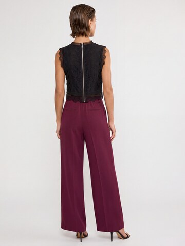 APART Top in Black