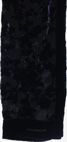 Rocco Barocco Scarf & Wrap in One size in Black: front