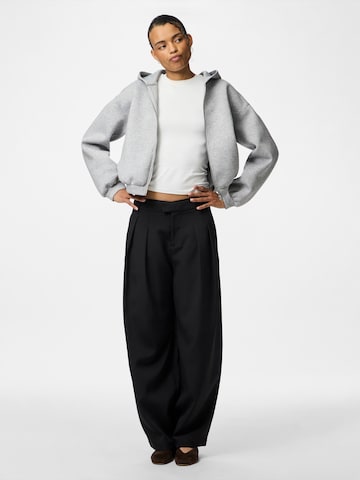 PIECES Zip-Up Hoodie 'PCBUCUBA' in Grey