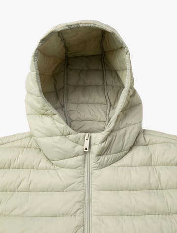 Koton Jacke in Grau