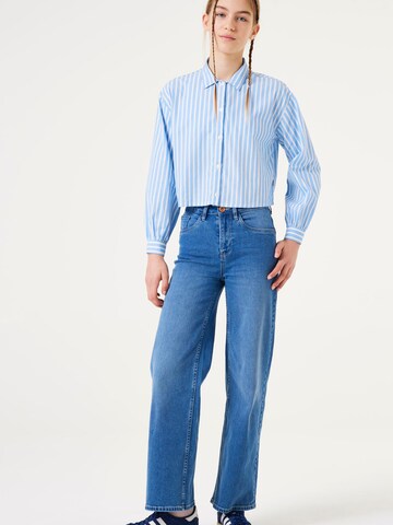 GARCIA - Blusa em azul: frente